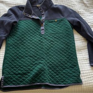 L.L. Bean Green Quilted Pullover with Navy Accents